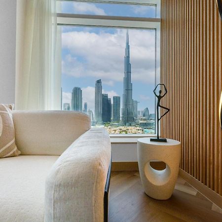Upgraded Apartment With Stunning Burj Khalifa View Дубай Екстериор снимка