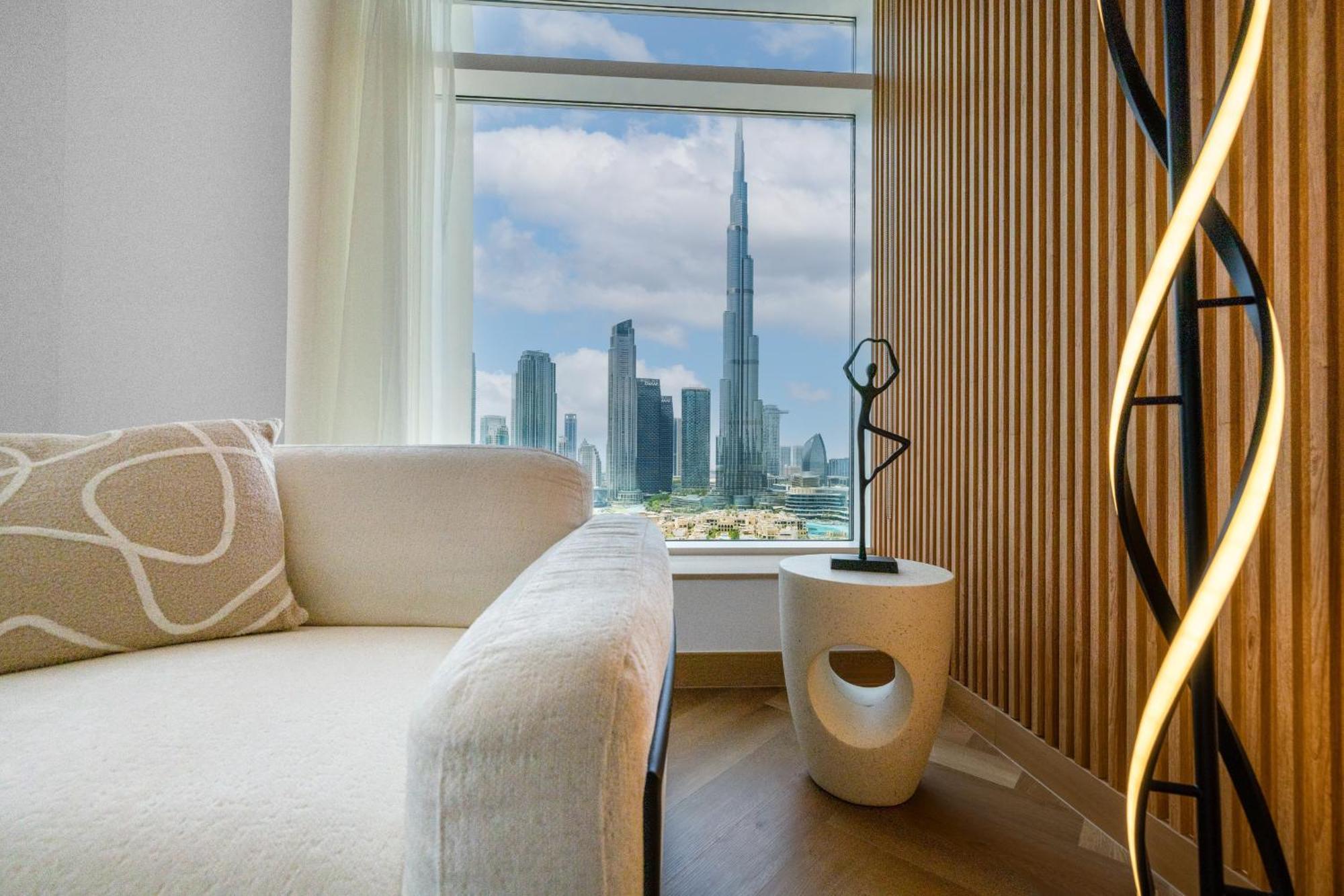 Upgraded Apartment With Stunning Burj Khalifa View Дубай Екстериор снимка