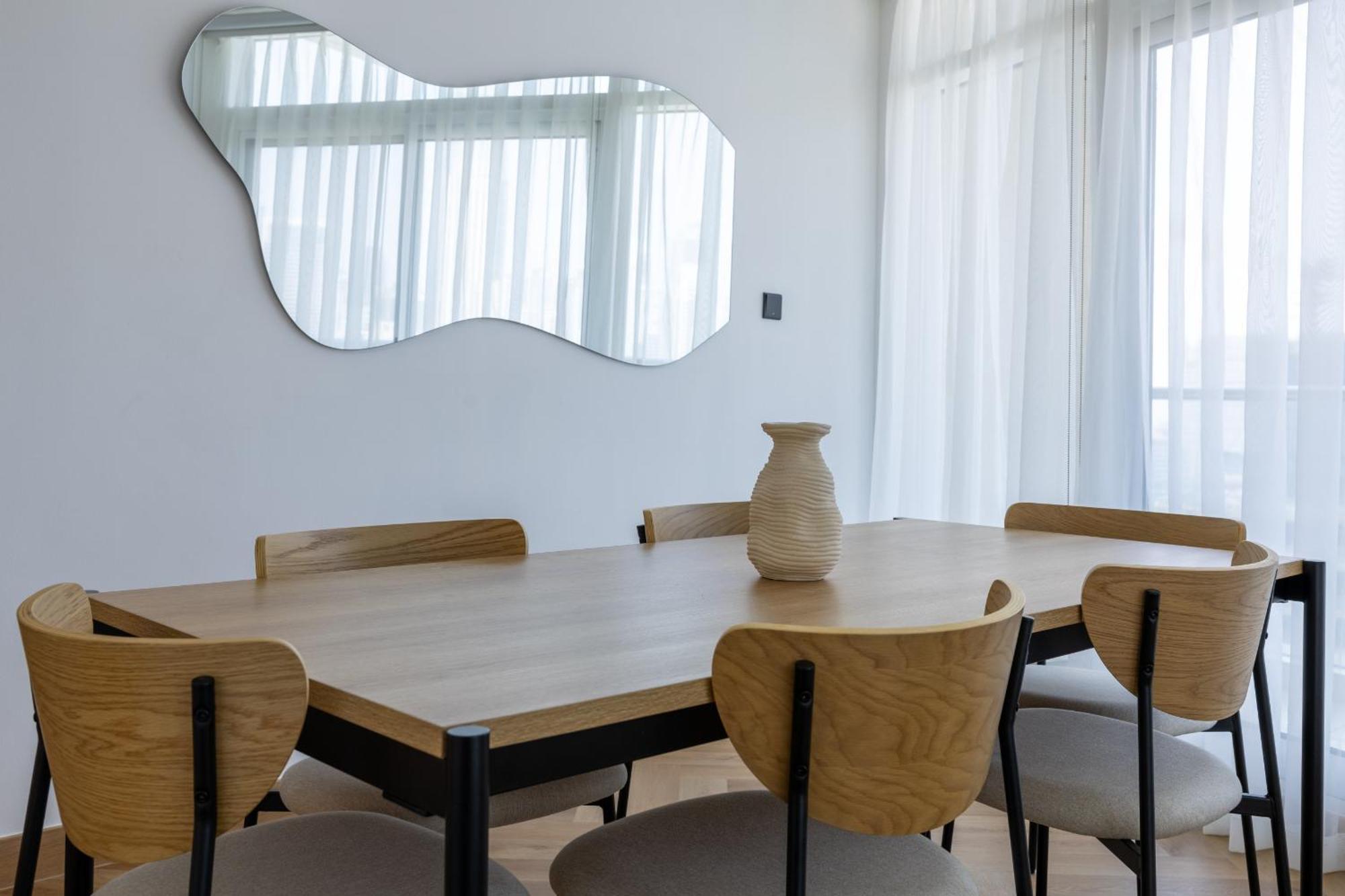 Upgraded Apartment With Stunning Burj Khalifa View Дубай Екстериор снимка
